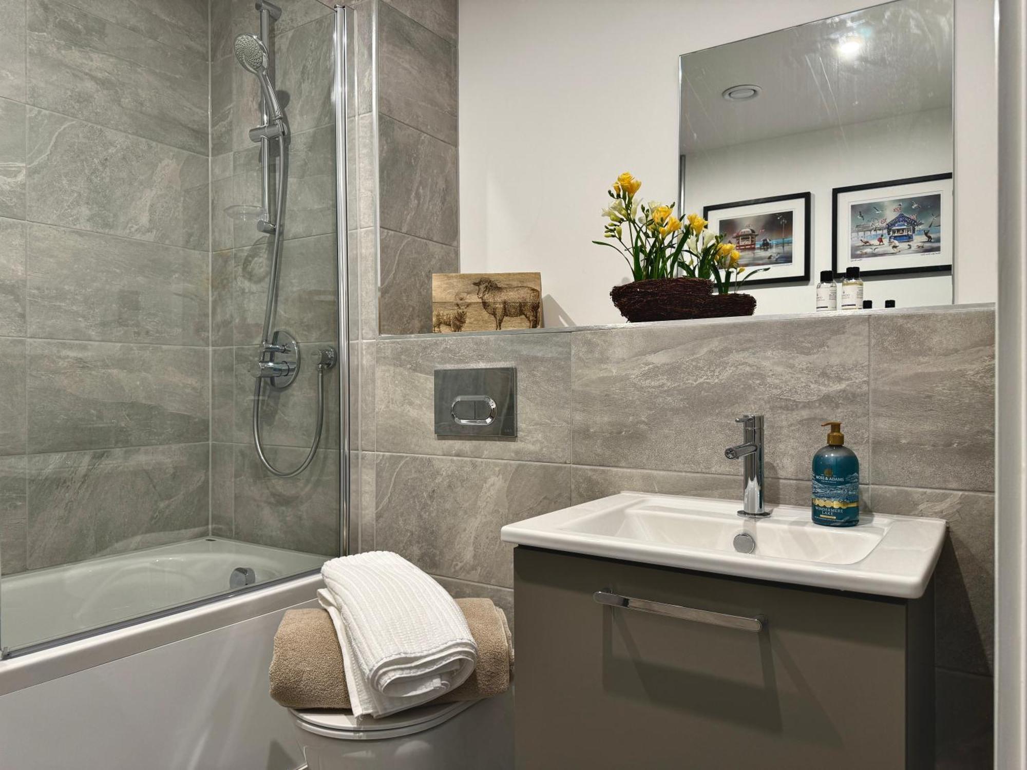 Apartment 33 Citygate Йорк Екстериор снимка